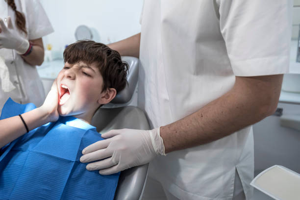 Best Emergency Dental Care for Broken or Chipped Teeth in Cozad, NE